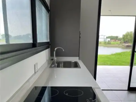 Casa en Venta en Belen de Escobar, USD 350.000