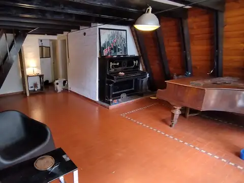 Depto Tipo Casa en Venta en Adrogue, USD 115.000