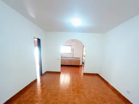 Depto Tipo Casa en Alquiler de 3 ambientes