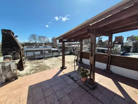 Depto Tipo Casa en Venta 45 años