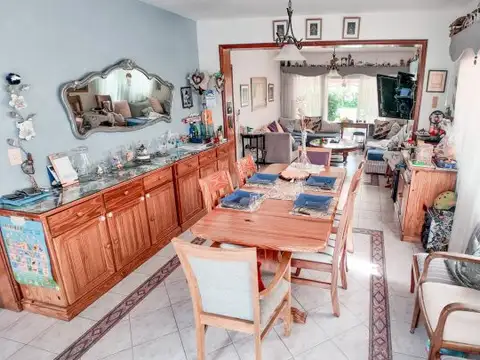 Casa en Venta de 5 dormitorios