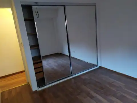 Departamento en Alquiler con 2 cocheras