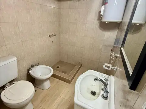 Alquiler oficina en P Rodríguez 5137 - V Ballester