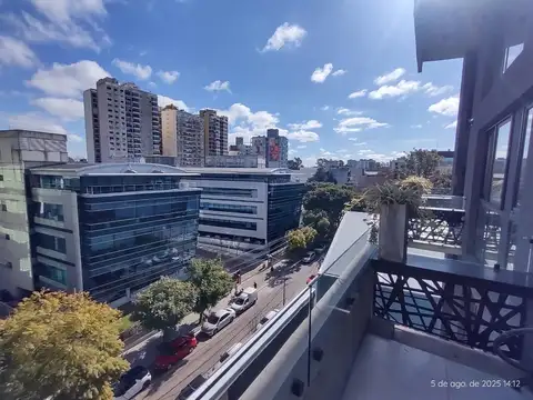 Departamento 3 ambientes con 4 baños