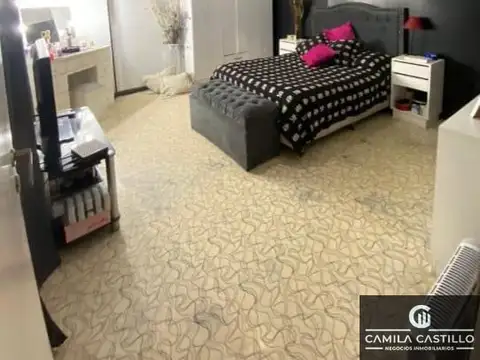 Depto Tipo Casa en Venta de 4 dormitorios