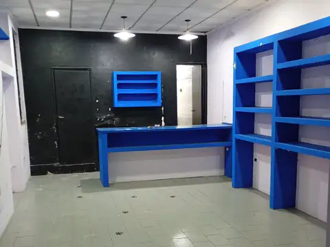 Local en Alquiler en Floresta Sur, $ 520.000