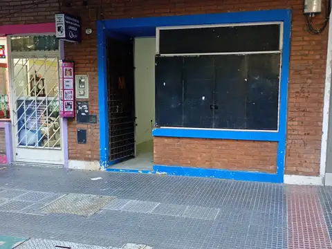 Local en Alquiler en Floresta Sur, $ 520.000