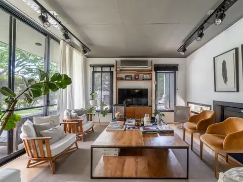 CASA EN LOTE INTERNO BARRIO LOS LAGOS NORDELTA