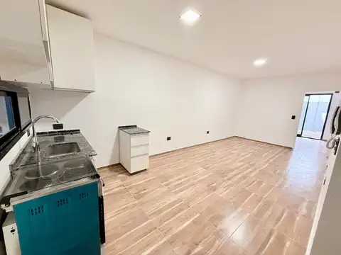 VENTA PH PB 2 AMBIENTES CON PATIO - VILLA REAL