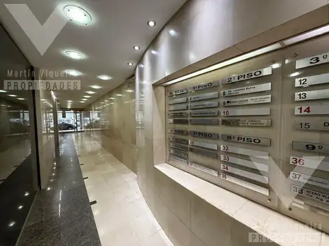 Importante oficina de 105 m² en el corazón de Tribunales. Lavalle y Parana
