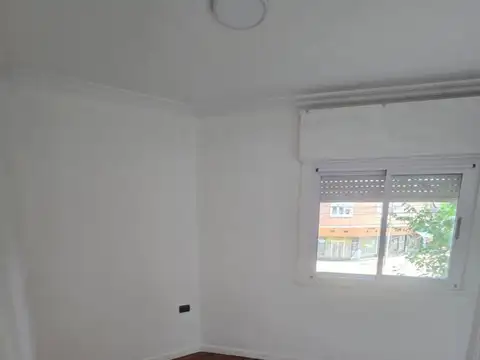 PH en alquiler de 4 ambientes en Martinez