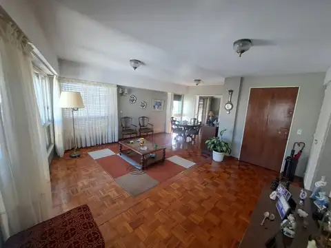 Departamento en Venta de 5 ambientes