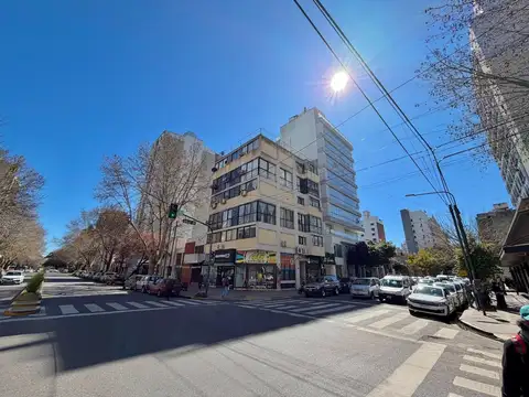 Oficina en Alquiler en La Plata, $ 400.000