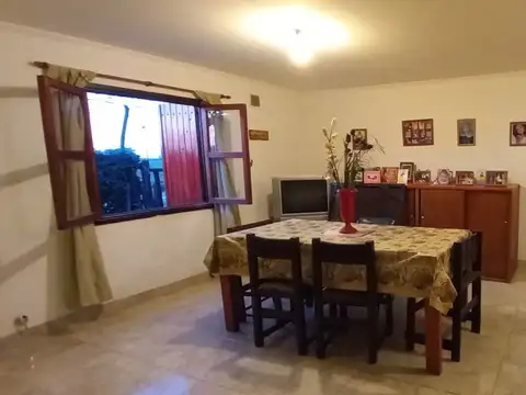 Casa en partido de Lobos