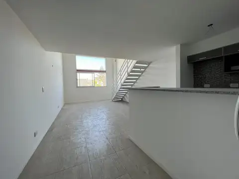 Departamento con cochera en venta Lanús
