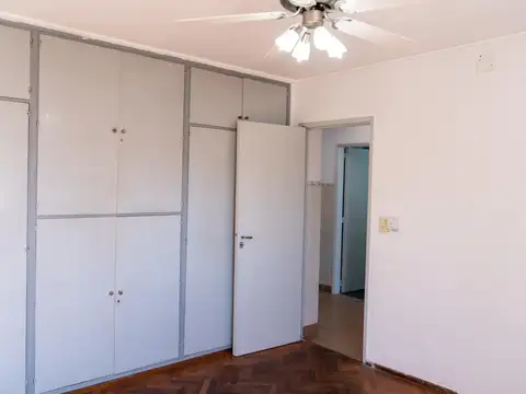 alquiler departamento tipo casa en viamonte 1260 primer piso patio con parrillero