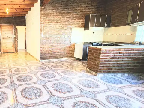 PH DE 3 AMBIENTES CON PATIO Y PARRILLA