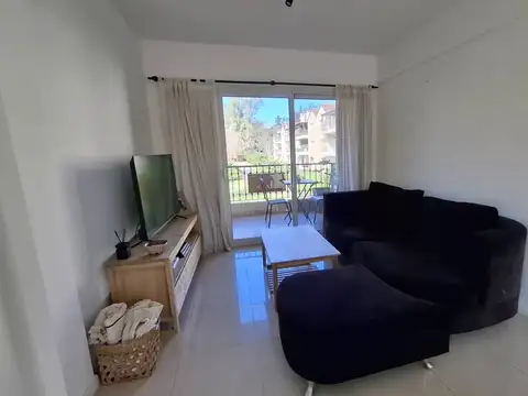 Departamento en Alquiler con 2 cocheras