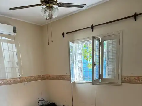 Casa en Venta en Temperley, USD 87.000