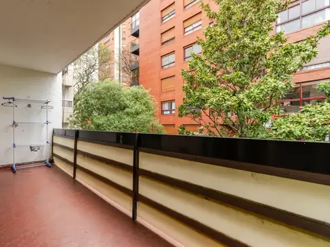 Depto Tipo Casa 4 ambientes con 2 baños