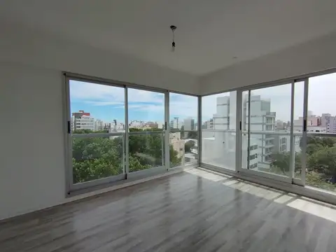 Departamento Monoambiente Apto Vivienda u oficina. Muy Lindo. Excelente zona
