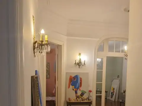 Departamento en venta - 4 Dormitorios 2 Baños - San Nicolás