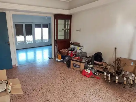 Depto Tipo Casa 3 ambientes con 2 baños