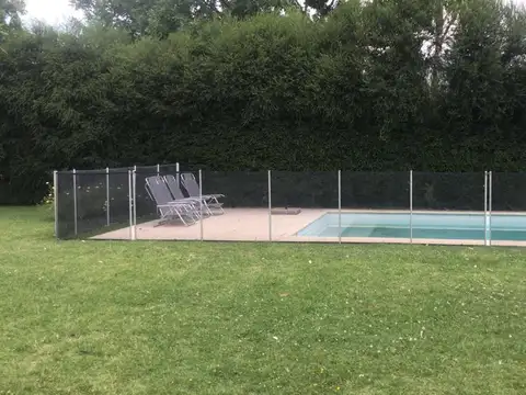 Casa en Alquiler Temporal con 2 cocheras