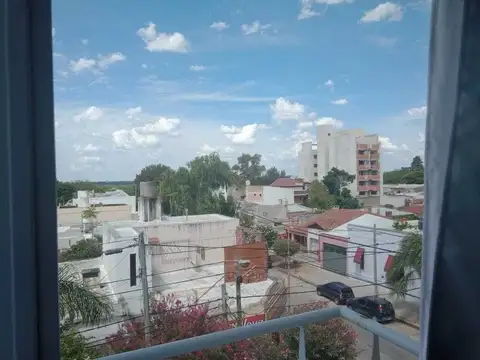 Departamento en Alquiler en Centro  - Zarate, $ 400.000