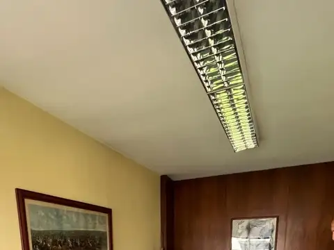 ALQUILER  PISO OFICINA CENTRO MOSERRAT