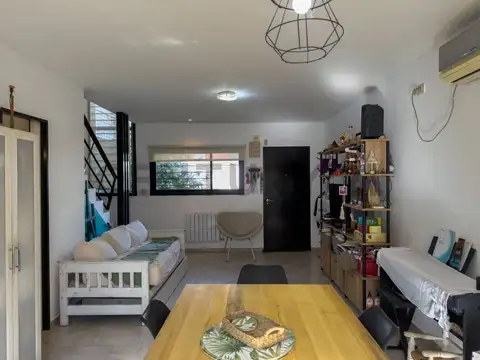 143 e/ 50 y 52 900, Piso 0