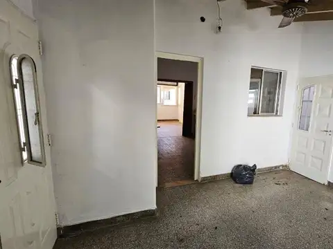 Casa en Venta en Valentin Alsina, USD 89.000