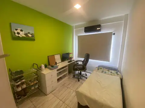 Departamento en venta Los Hornos - 3 Habitaciones - Terraza privada