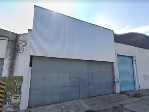 Muy buen galpón con vivienda. Parabolico y Hormigon. OPORT!