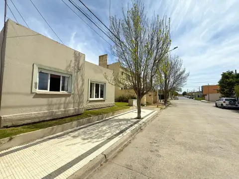 Depto Tipo Casa en Venta de 5 ambientes