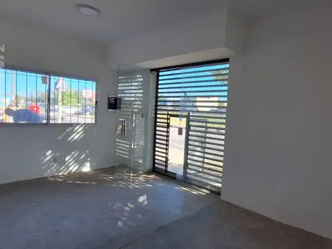 Colectora este esquina Maipu