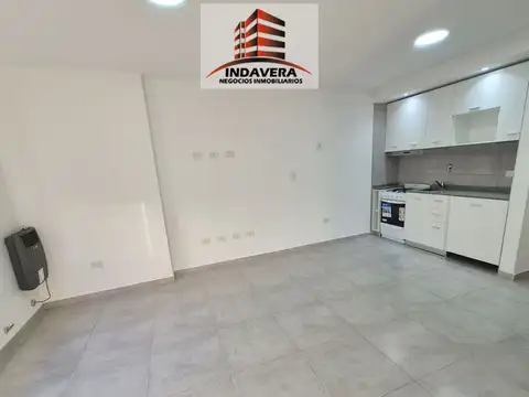 Departamento en Alquiler en Caseros, $ 430.000