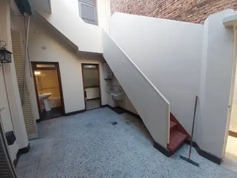 Depto Tipo Casa en Alquiler de 3 ambientes