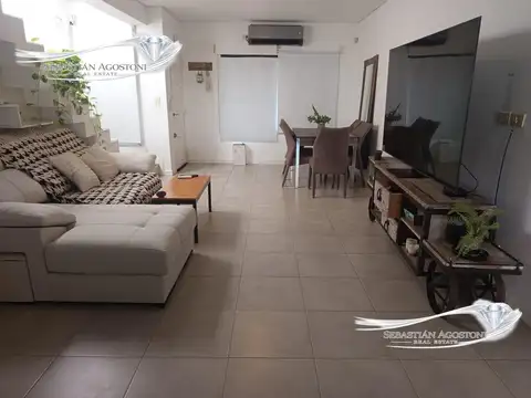 Depto Tipo Casa en Venta de 3 dormitorios