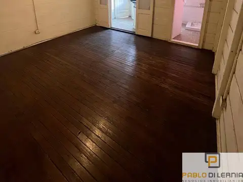 Depto Tipo Casa en Alquiler 100 años