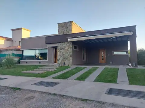 Casa Venta - B° Privado Pinar del Sol III