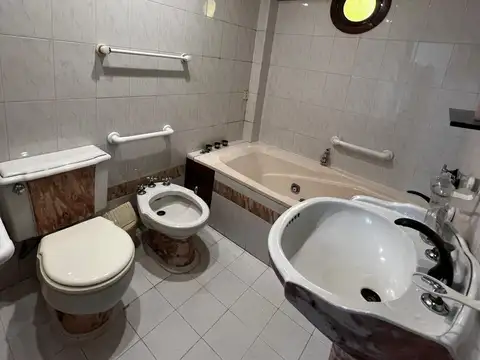 Depto Tipo Casa 2 ambientes con 1 baño