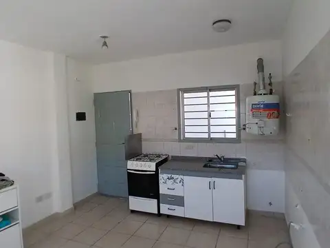 Departamento en Monte Castro
