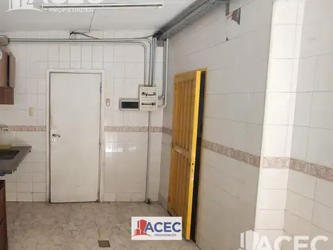 Local en Venta en Abasto, USD 290.000