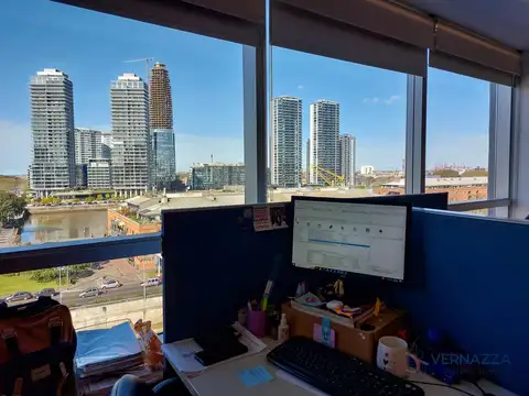 Espectacular oficina a pasos de Puerto Madero