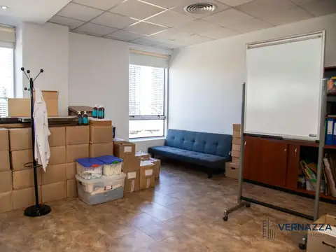 Espectacular oficina a pasos de Puerto Madero