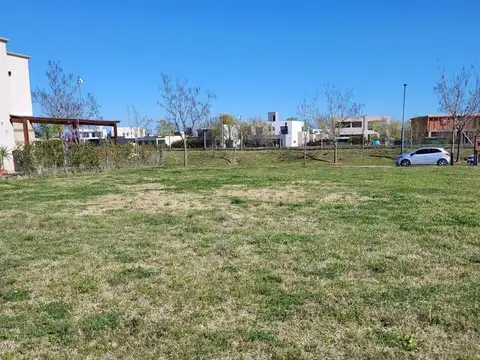 Terreno en Venta 35  mts Fondo