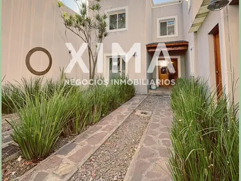 Local en Alquiler en Shopping, $ 2.500.000