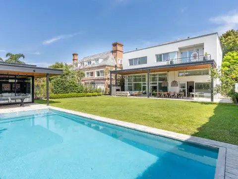 Casa Moderna en Venta en SAN ISIDRO CHICO