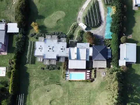 Complejo Turístico – Bodega en venta – Victoria Entre Rios ar-er10-1
